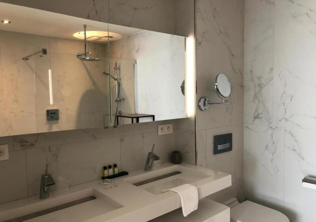 Acropolis - Luxury Appartments I Hotelservice And Parking Middelkerke Ngoại thất bức ảnh